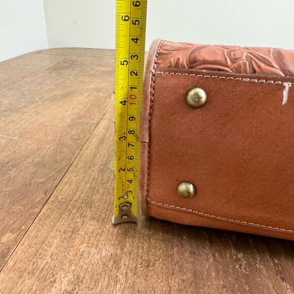 Patricia Nash VINTAGE Tooled leather tan Shoulder bag Purse & Scarf DAMAGED READ - Picture 16 of 16